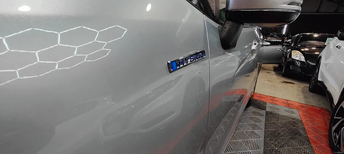 2014 - Honda Fit Self charging 1.5 Petrol Hybrid - Image 4