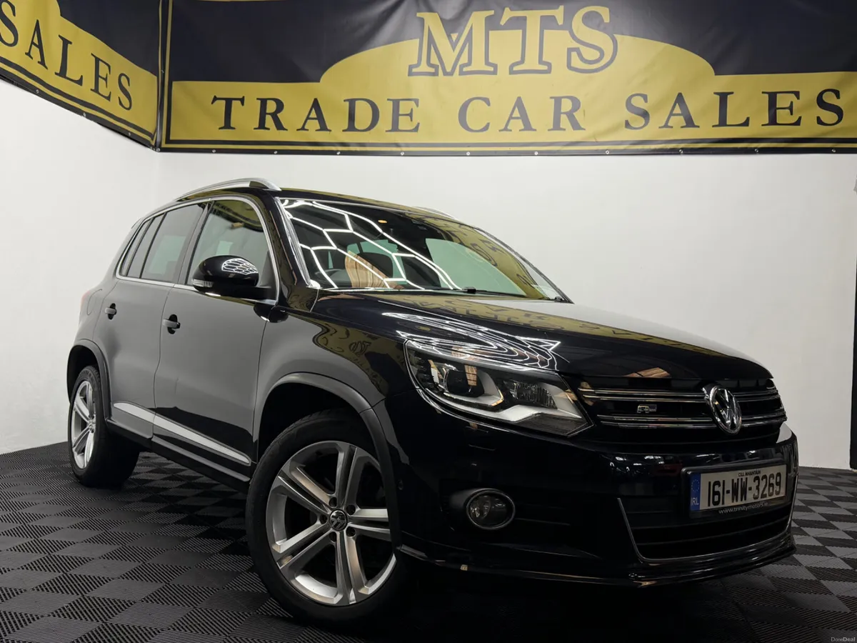 2016 Volkswagen Tiguan R-Line 4x4 only 81km - Image 1