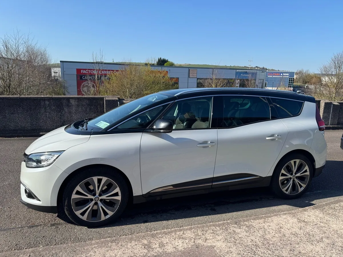 Renault Grand Scenic 2019 perfect condition - Image 2