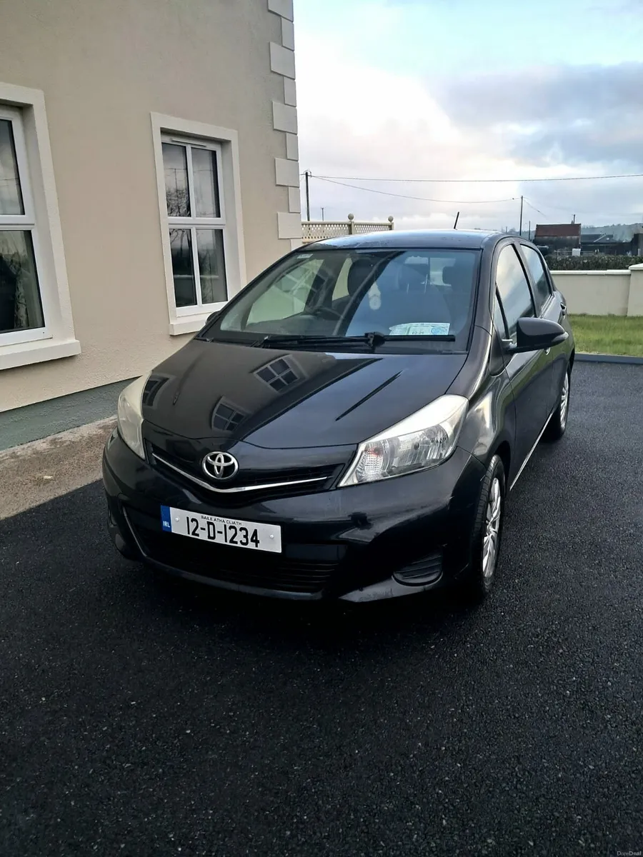 Toyota Yaris Luna 2012 - Image 1