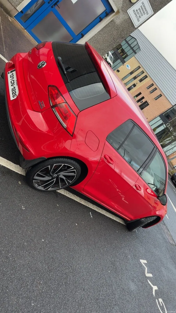 Volkswagen Golf 2013 - Image 2