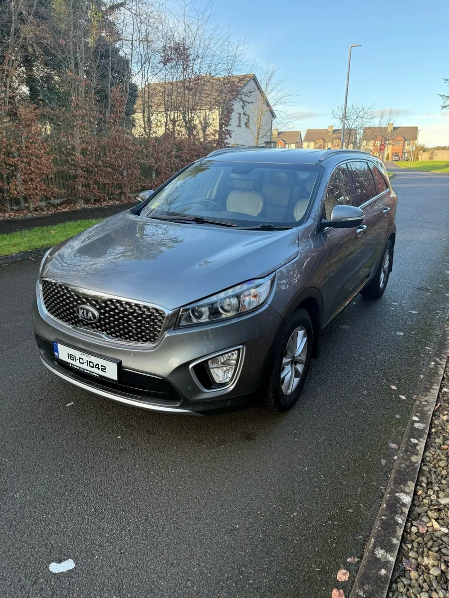 2016 Kia Sorento huge spec - Image 1