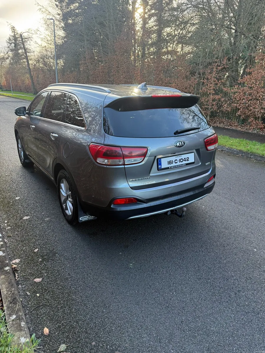 2016 Kia Sorento huge spec - Image 3