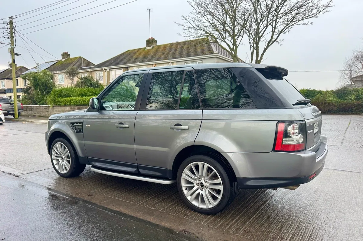 RANGE ROVER SPORT // NCT FEB 2027 // LOW MILEAGE - Image 4