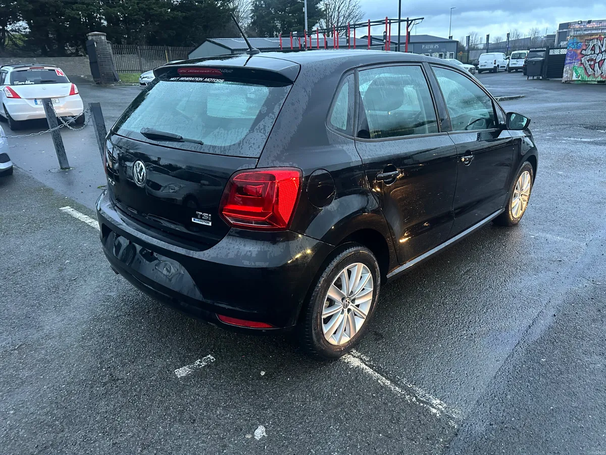 2015 VOLKSWAGEN POLO TSI AUTOMATIC 1.2L FRESH NCT - Image 4