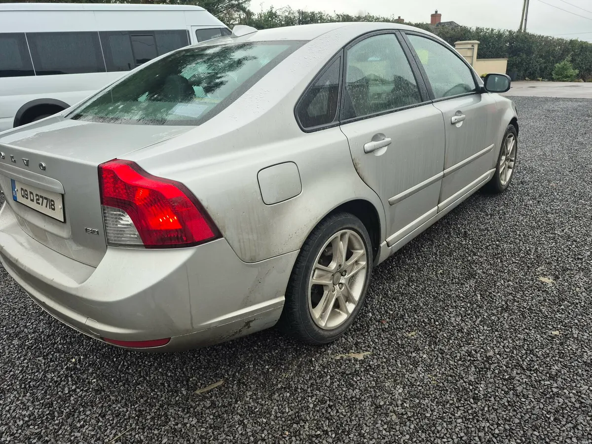 Volvo S40 - Image 4