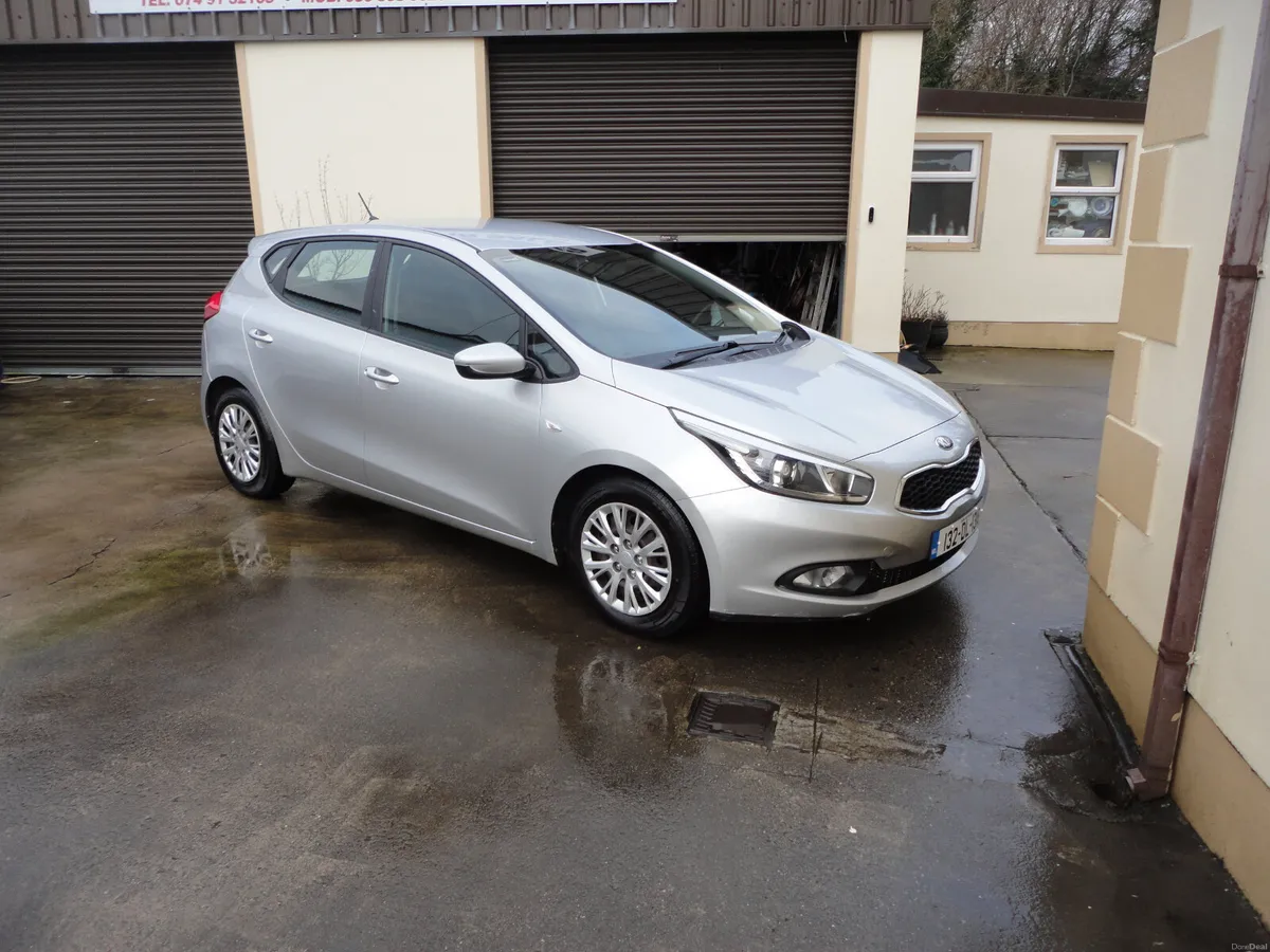 Kia Ceed 2013 - Image 2