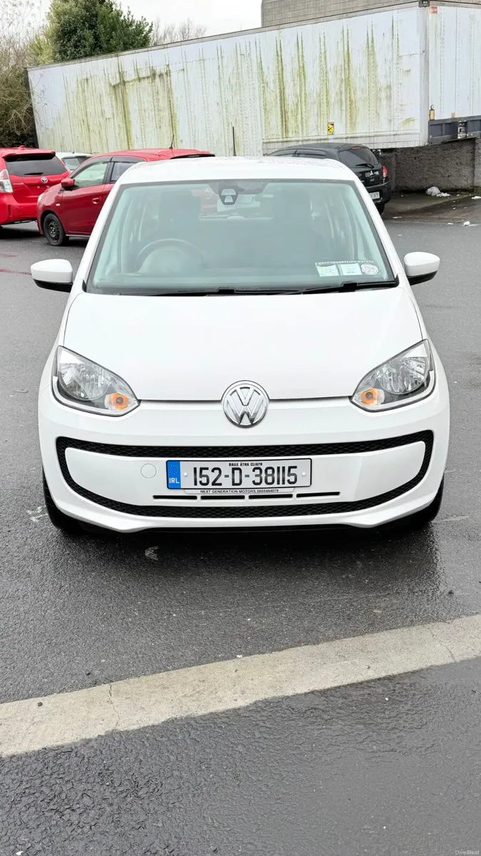 Volkswagen up! 2015 - Image 1