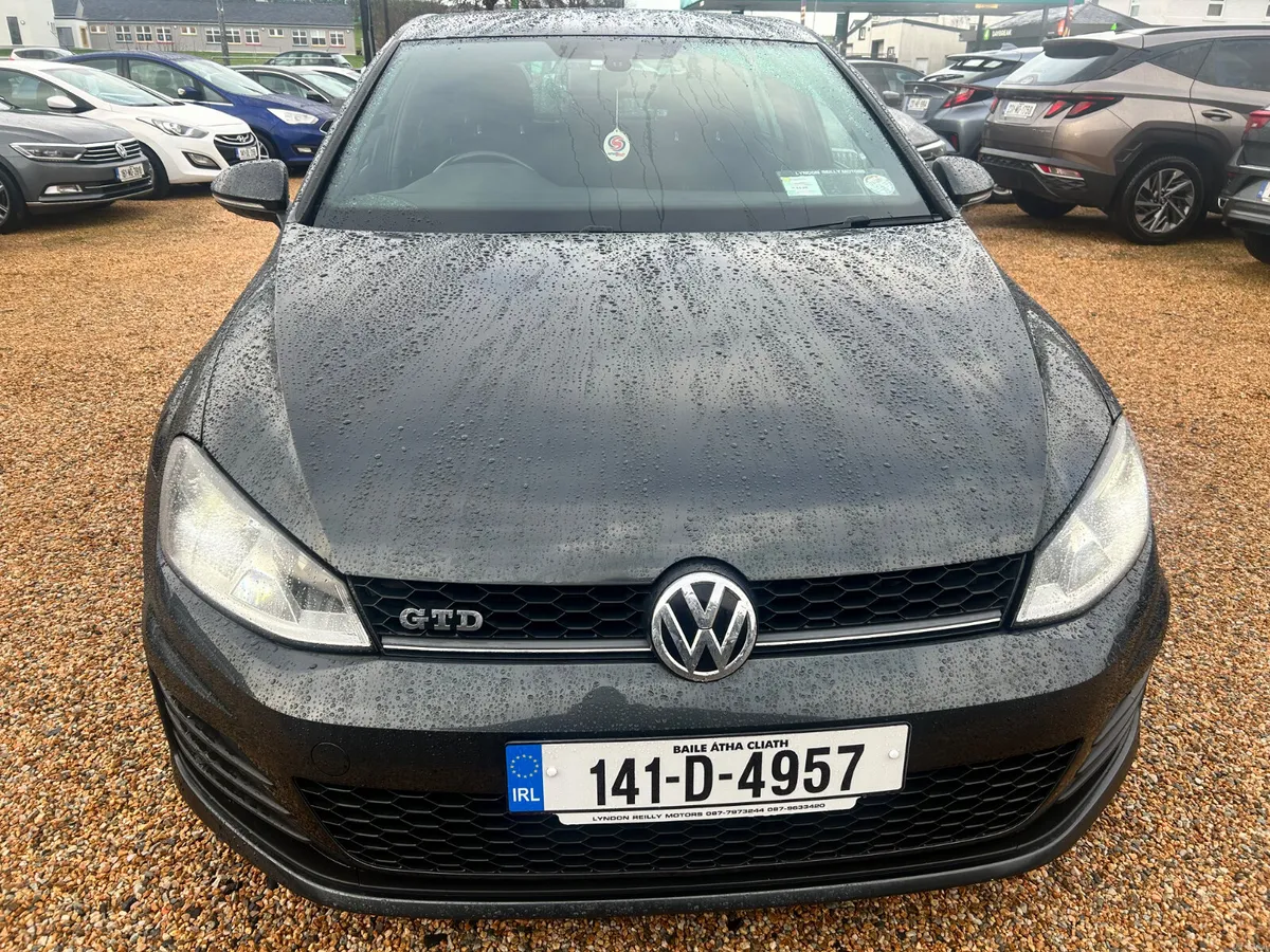 Volkswagen Golf 2014 - Image 2