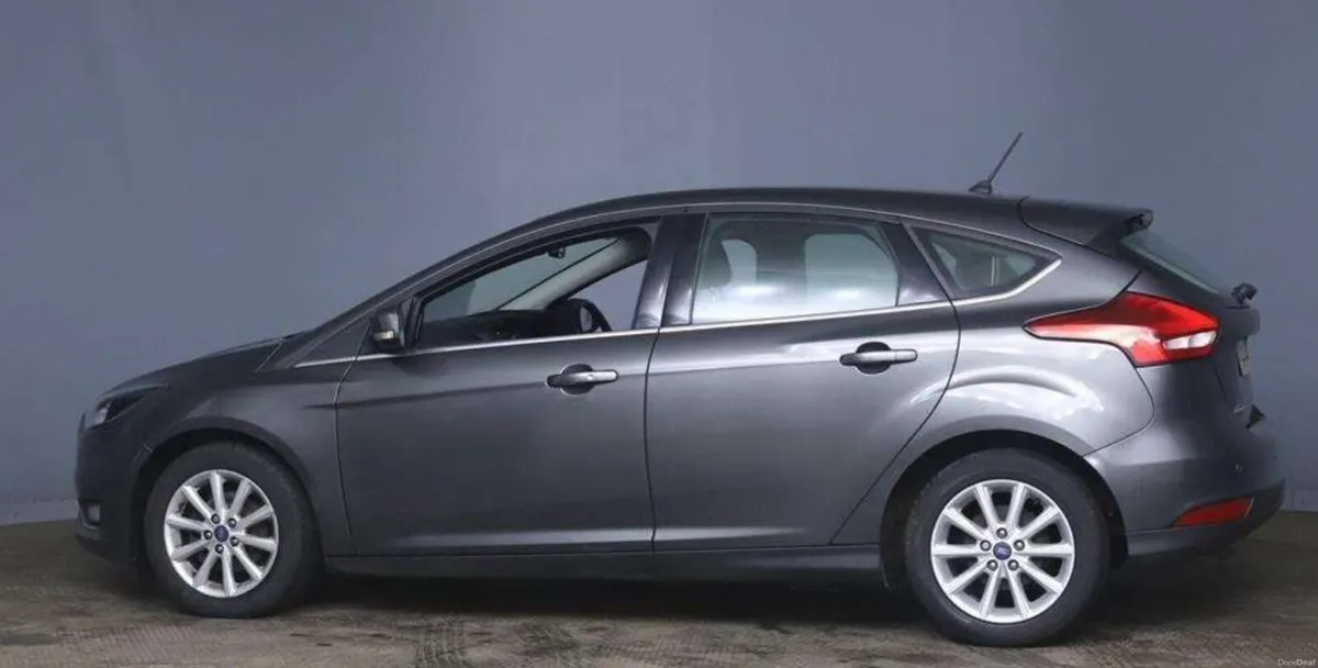 2017 Ford Focus 1.5 TDCI - Titanium 1 Owner From N - Image 4