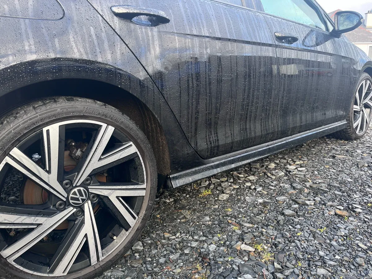 VW Golf 1.6 GT model with Sunroof 2017 - Image 4