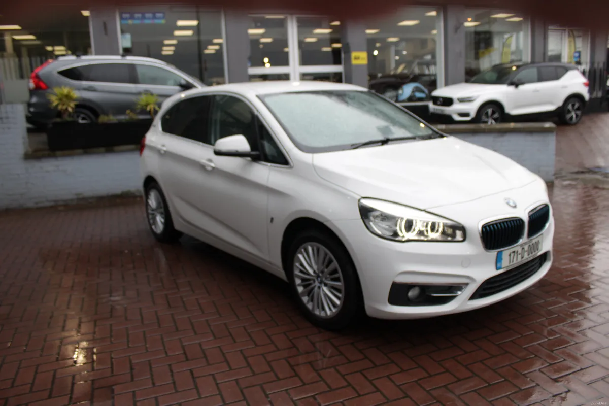 2017 BMW 225XE - Image 1