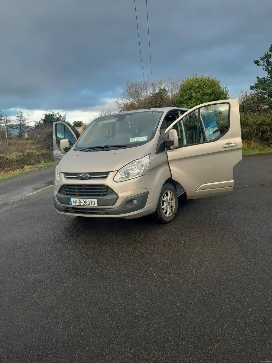 Ford Tourneo Custom - Image 1