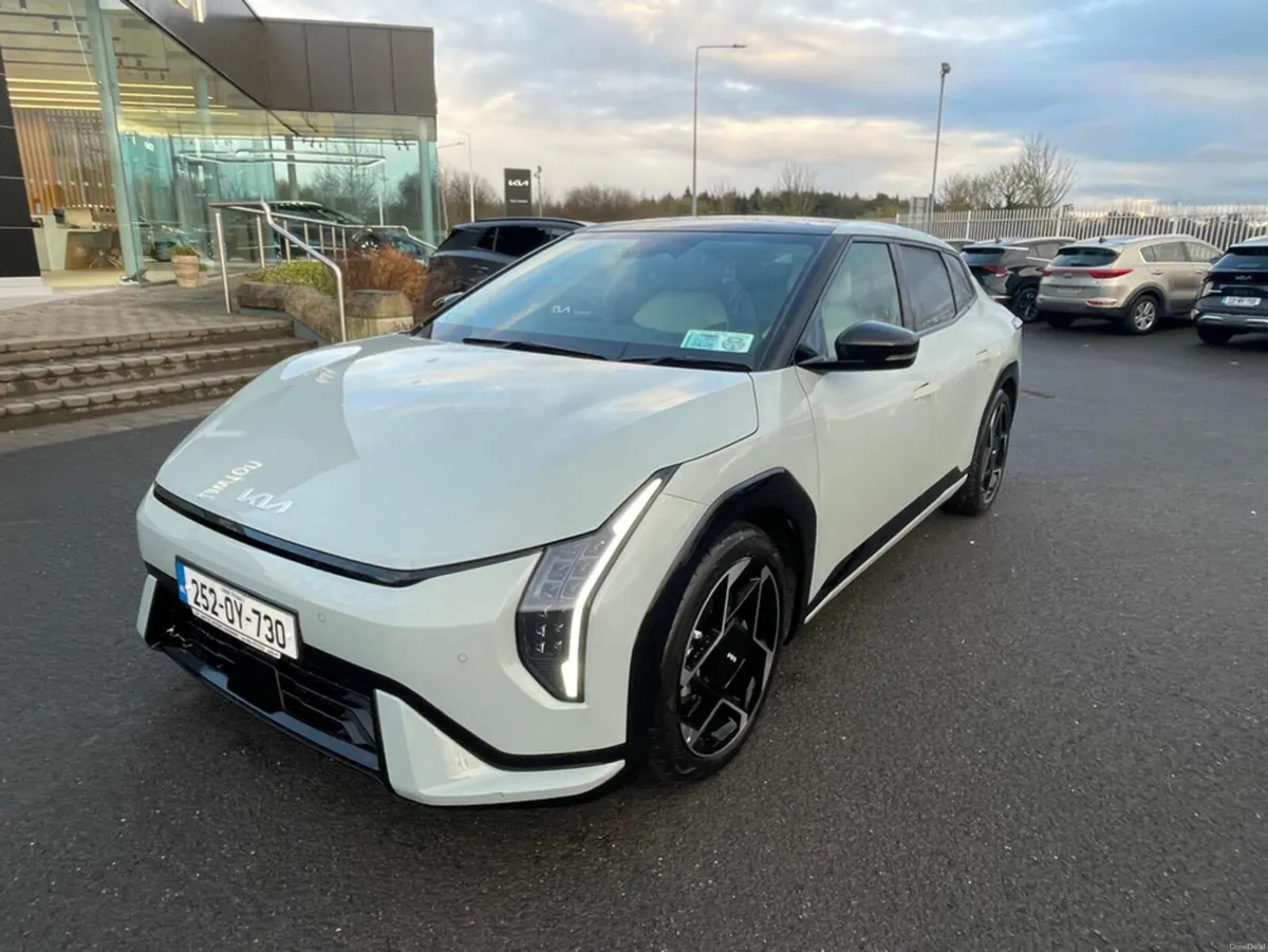 Kia EV4 FASTBACK GT LINE LR 4DR (ONLY 40 MINS FROM - Image 2