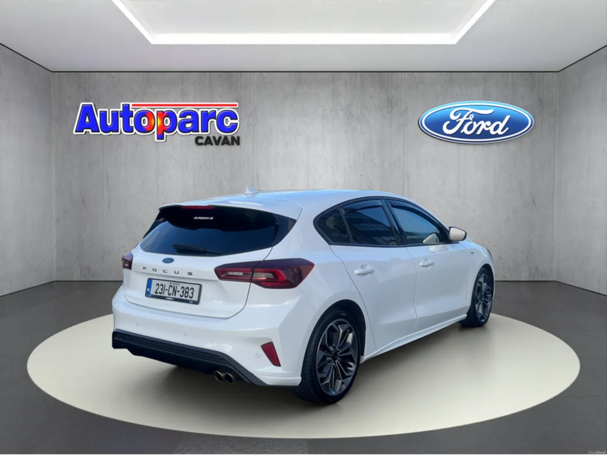 Ford Focus ST-LINE VIGNALE 1.5 TD 120 A8 4DR - Image 3
