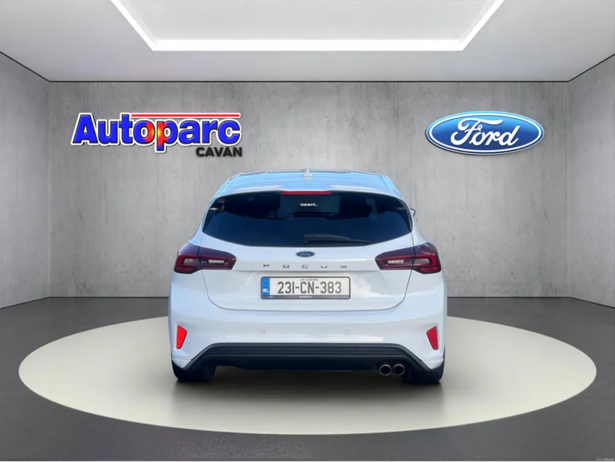 Ford Focus ST-LINE VIGNALE 1.5 TD 120 A8 4DR - Image 4