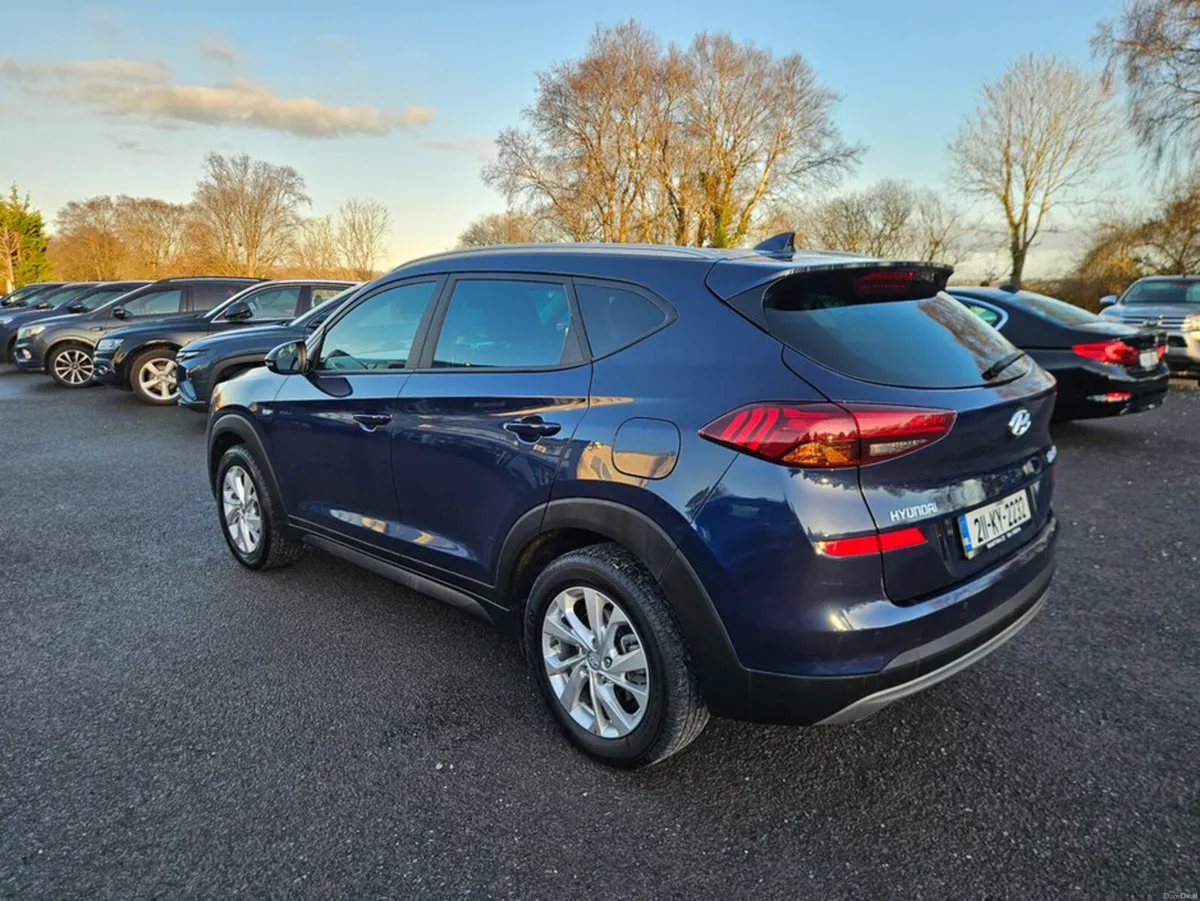 Hyundai Tucson 1.6 SE Nav48v Mhev Crdi2wd 5DR AUT - Image 2