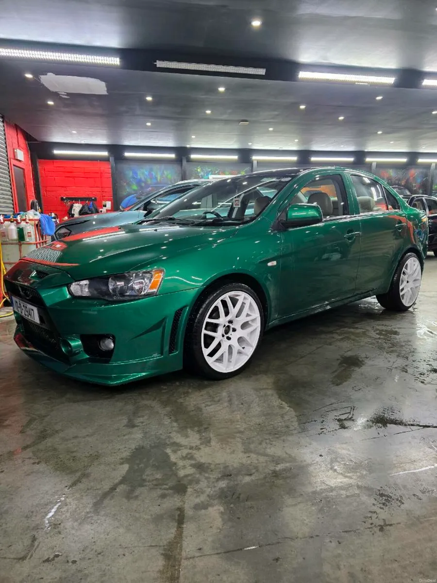 Mitsubishi Lancer - Image 1