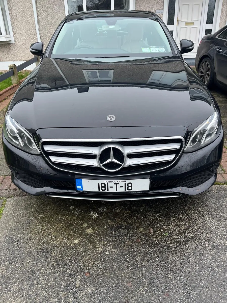 Mercedes E 200 D - Image 1