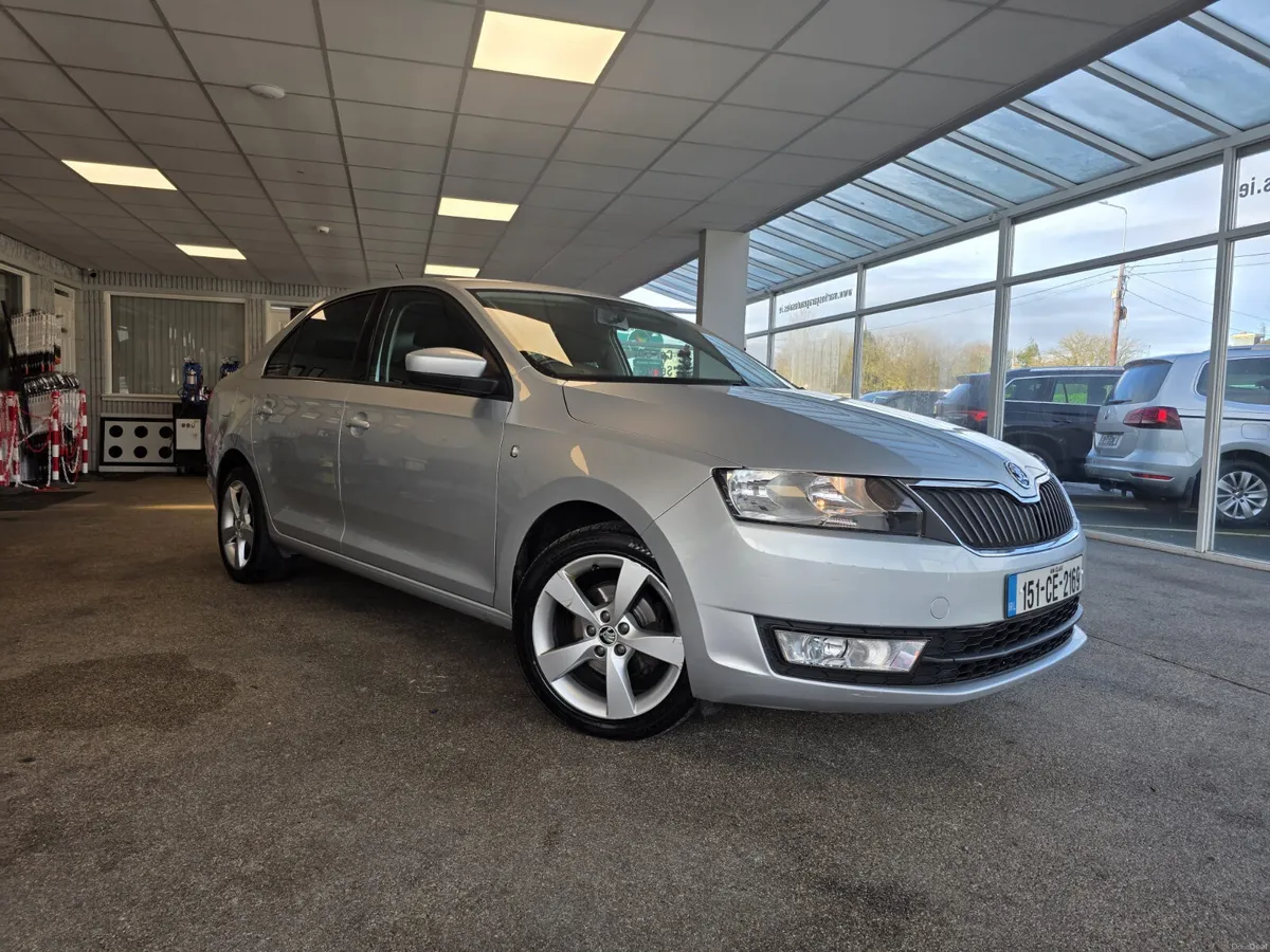 Skoda Rapid Limo Elegance 1.2 Tsi 2015 - Image 1