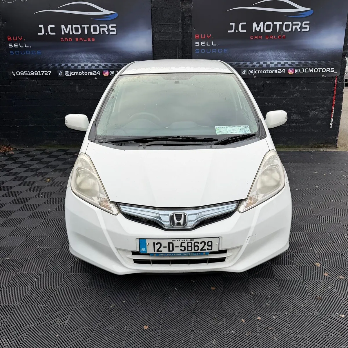 2012 Honda Fit - Image 2