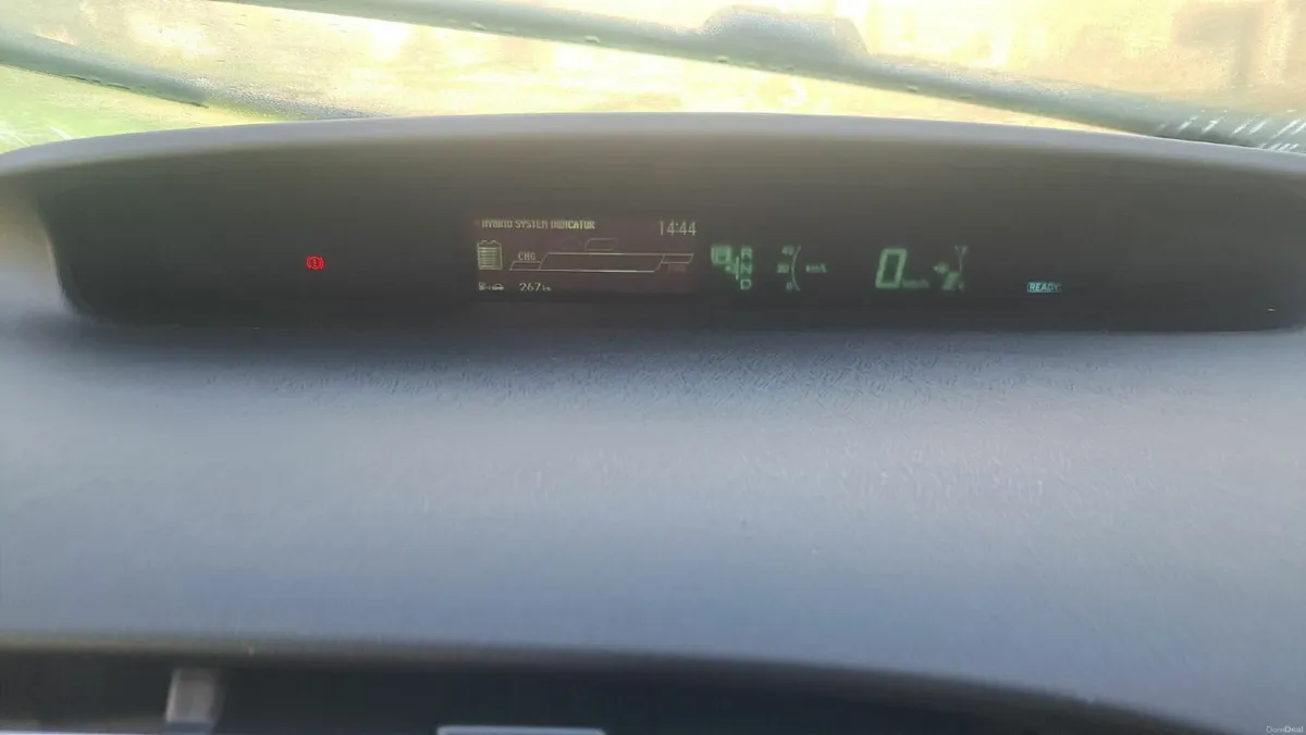 Toyota Prius 2014 - Image 1