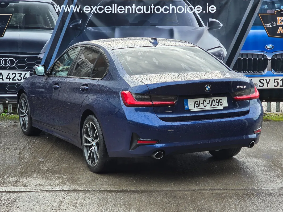 BMW 3-Series 2019 318D SPORT IMMACULATE! - Image 4