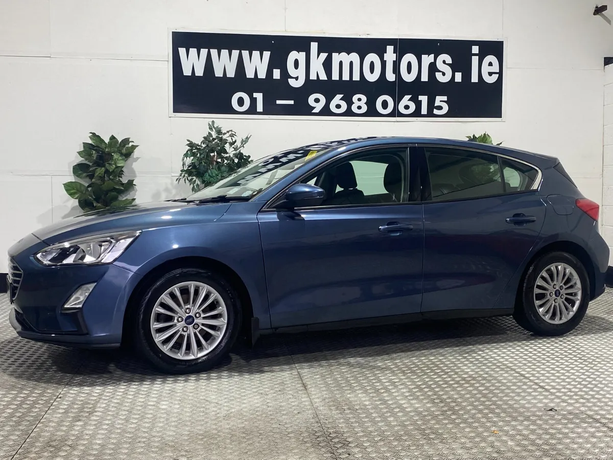 Ford Focus 2019///TITANIUM//PETROL/// - Image 2