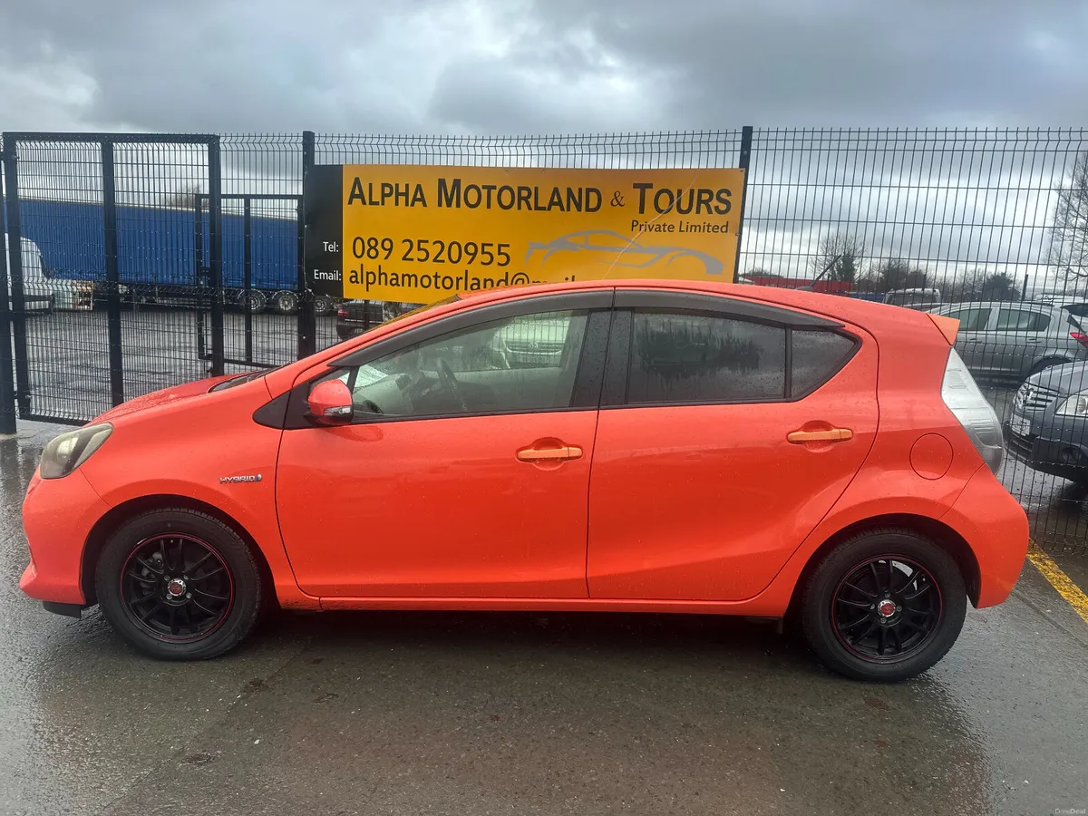 Toyota Aqua 2013 Automatic Low Milage - Image 4