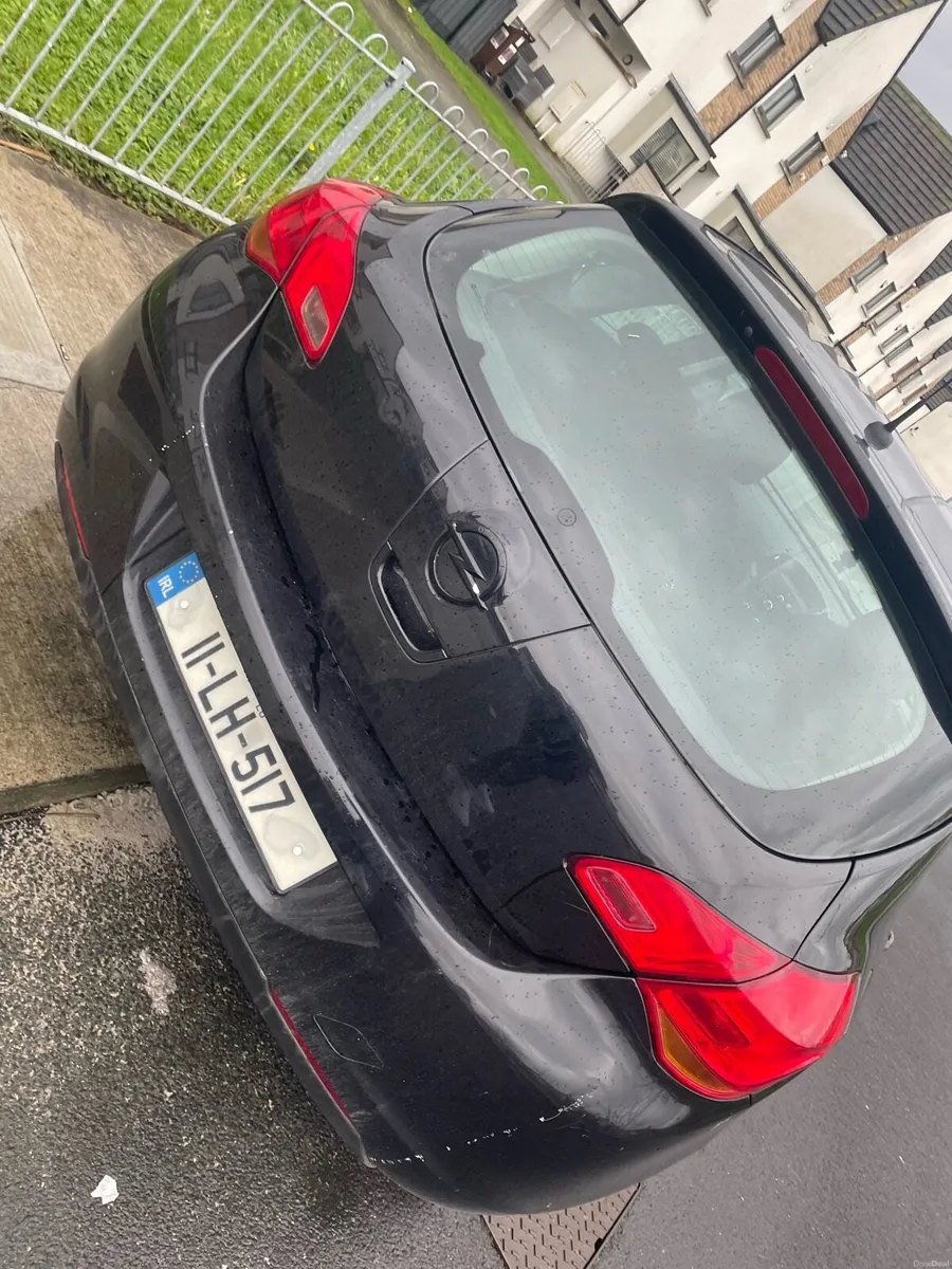 Opel Astra - Image 1