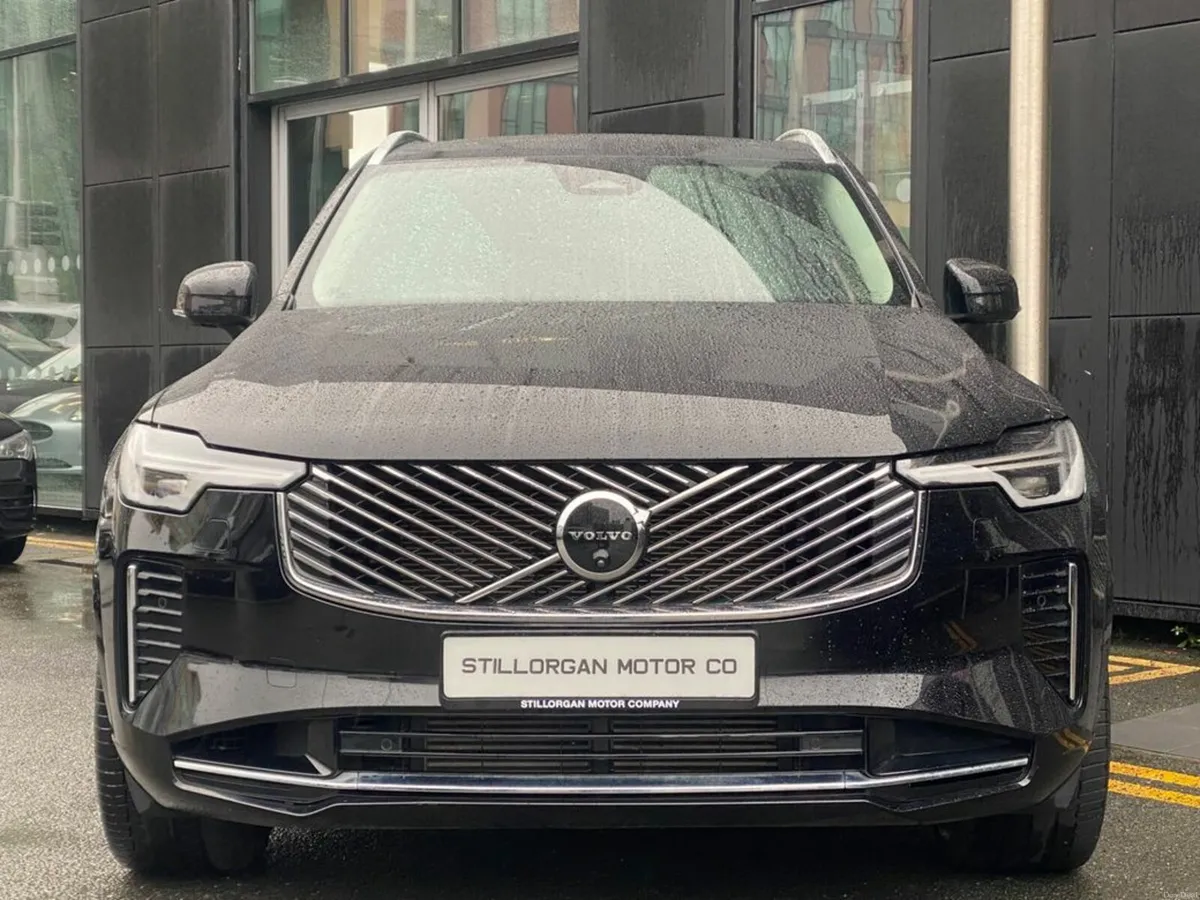 Volvo XC90 T8 Ultra AWD Auto (PHEV) - Image 2