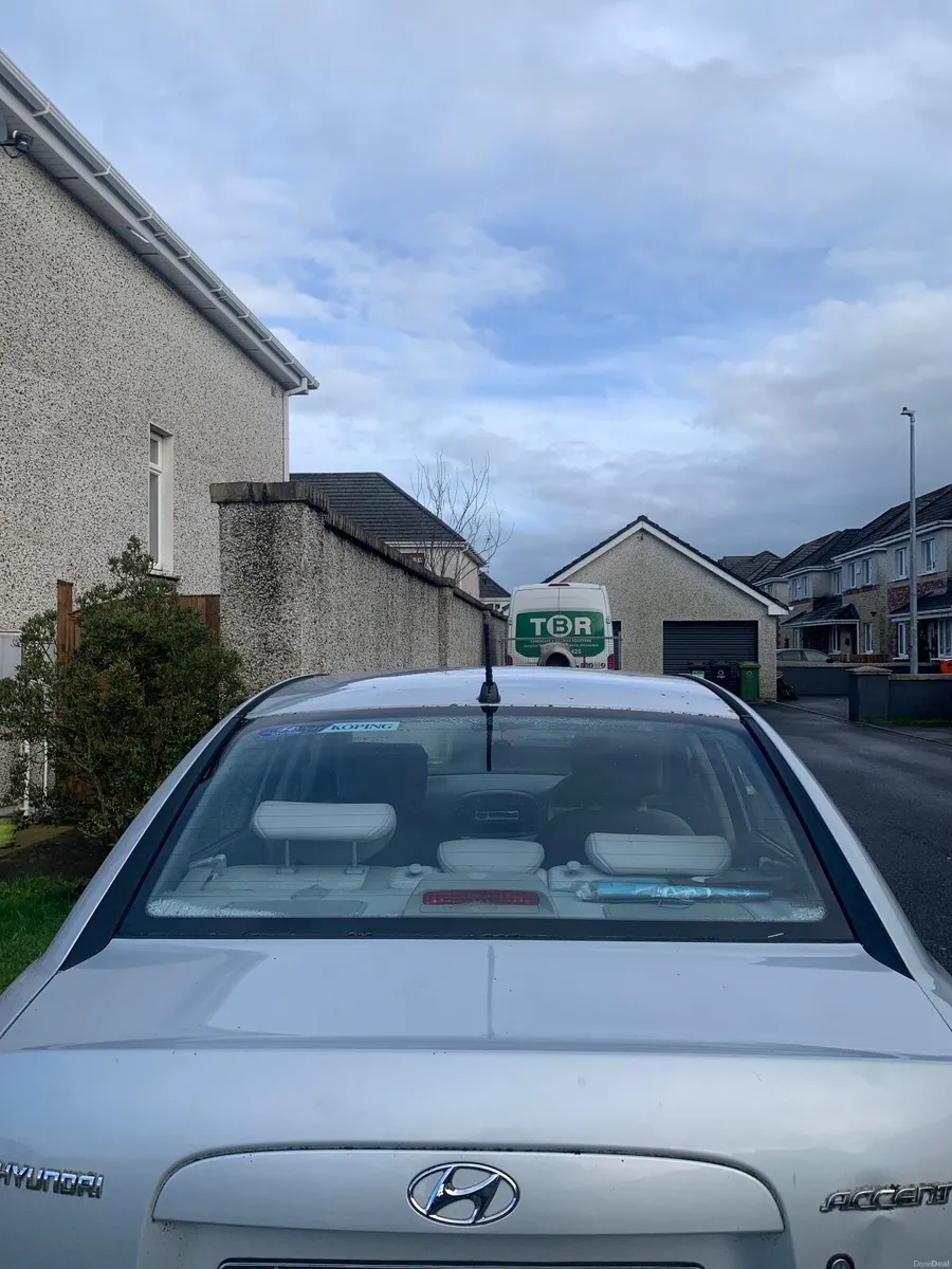 Hyundai Accent 2007 - Image 4