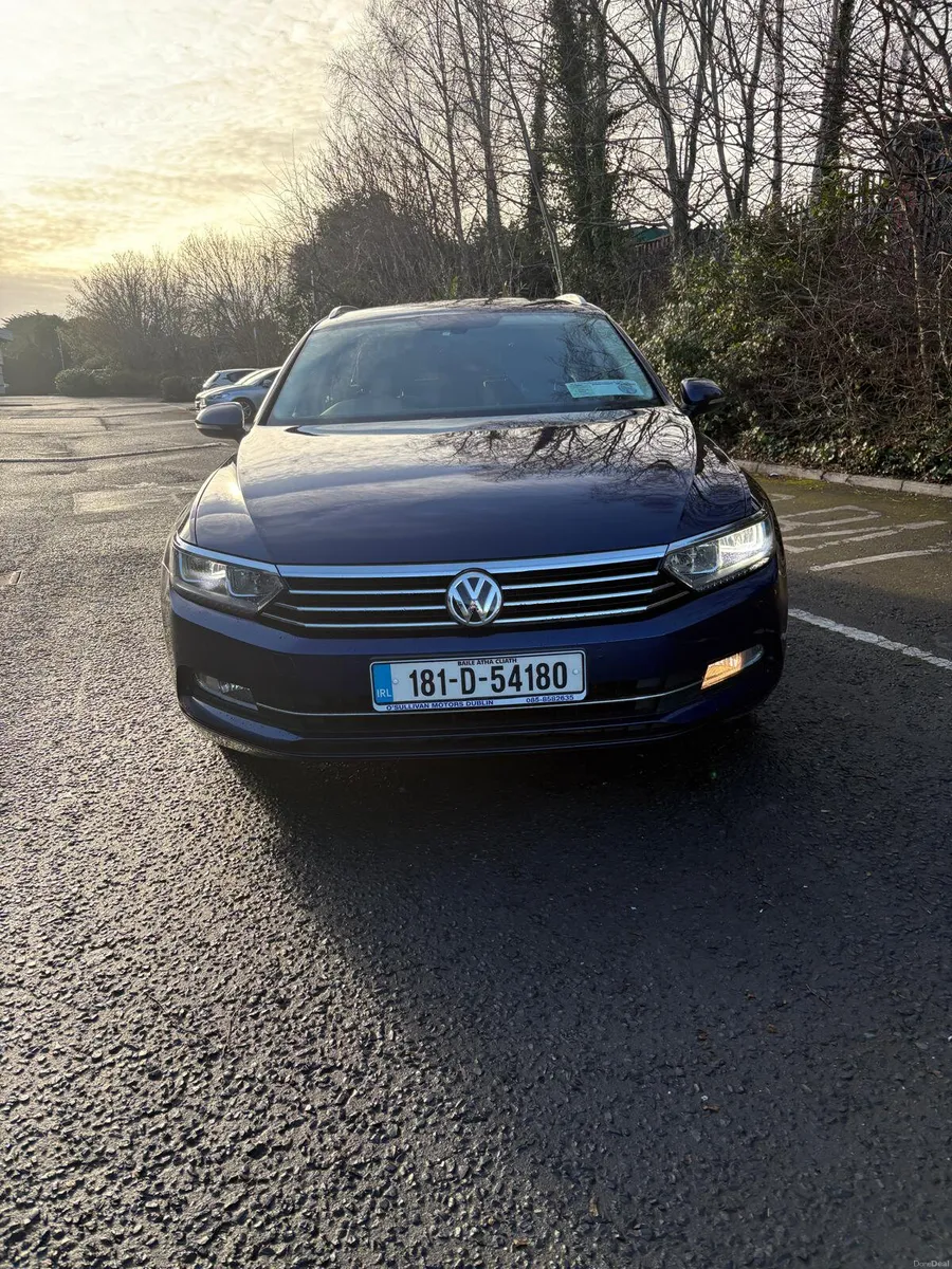 VOLKSWAGEN PASSAT / 2018 / 2.0 DIESEL / MANUAL - Image 2