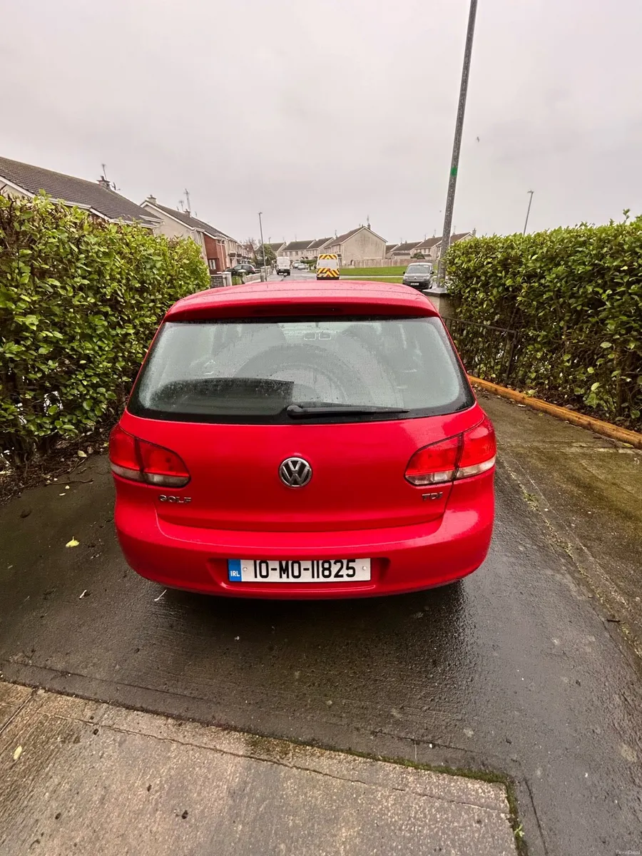 2010 Volkswagen Golf MK6 1.6 TDI manual - Image 4