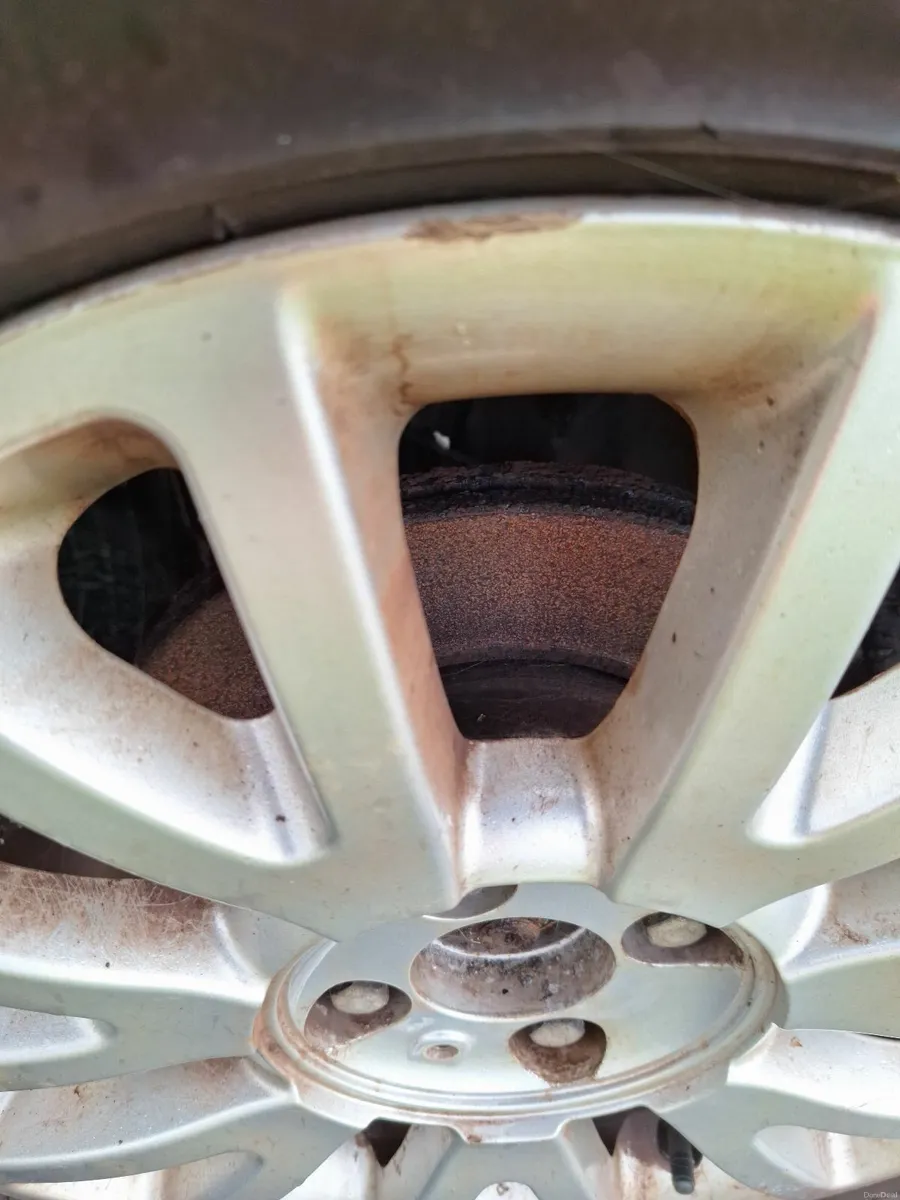 Renault Clio – 170,000 km SOLD AS SEEN /NON-RUNNER - Image 3