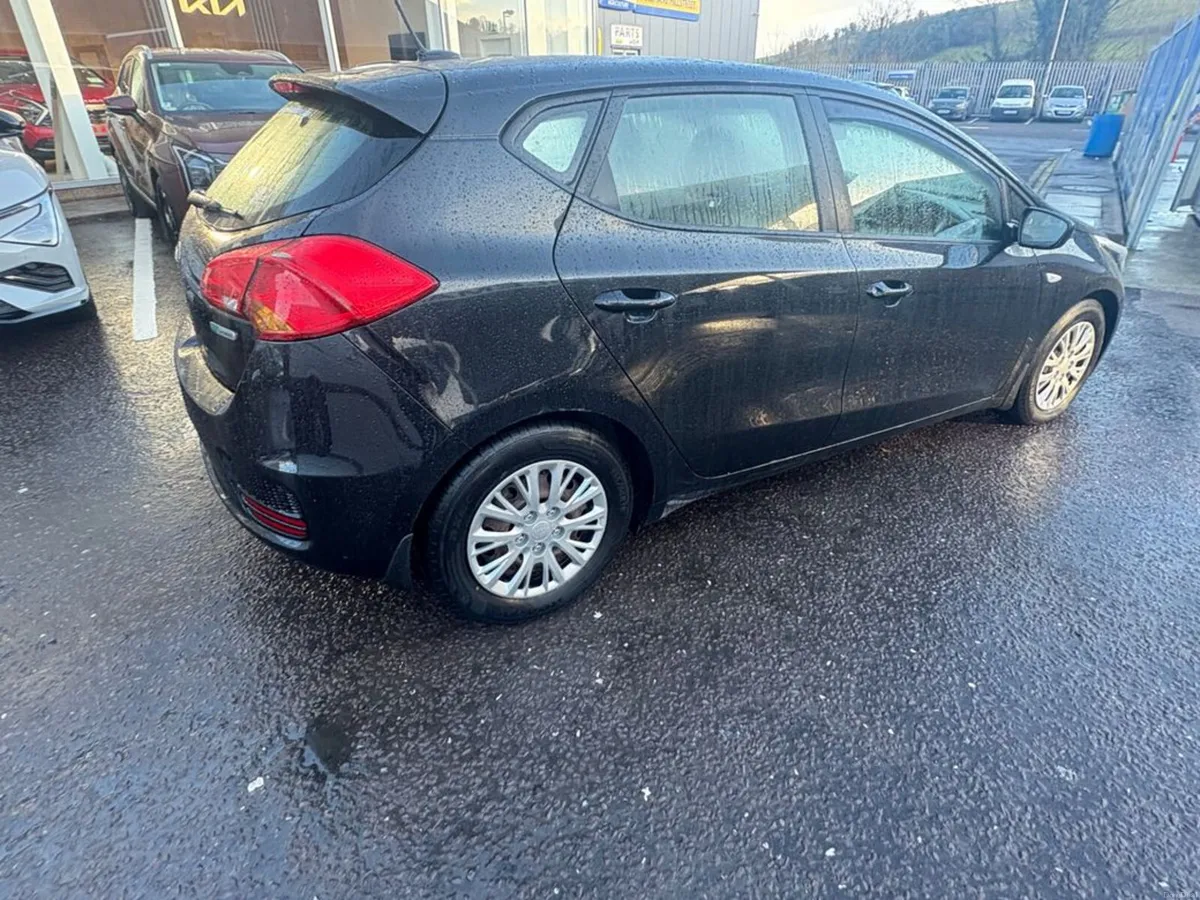 Kia Ceed ISG 1 2016 (162) - Image 3
