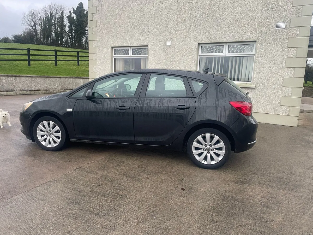 2014 Vauxhall Astra - Image 2