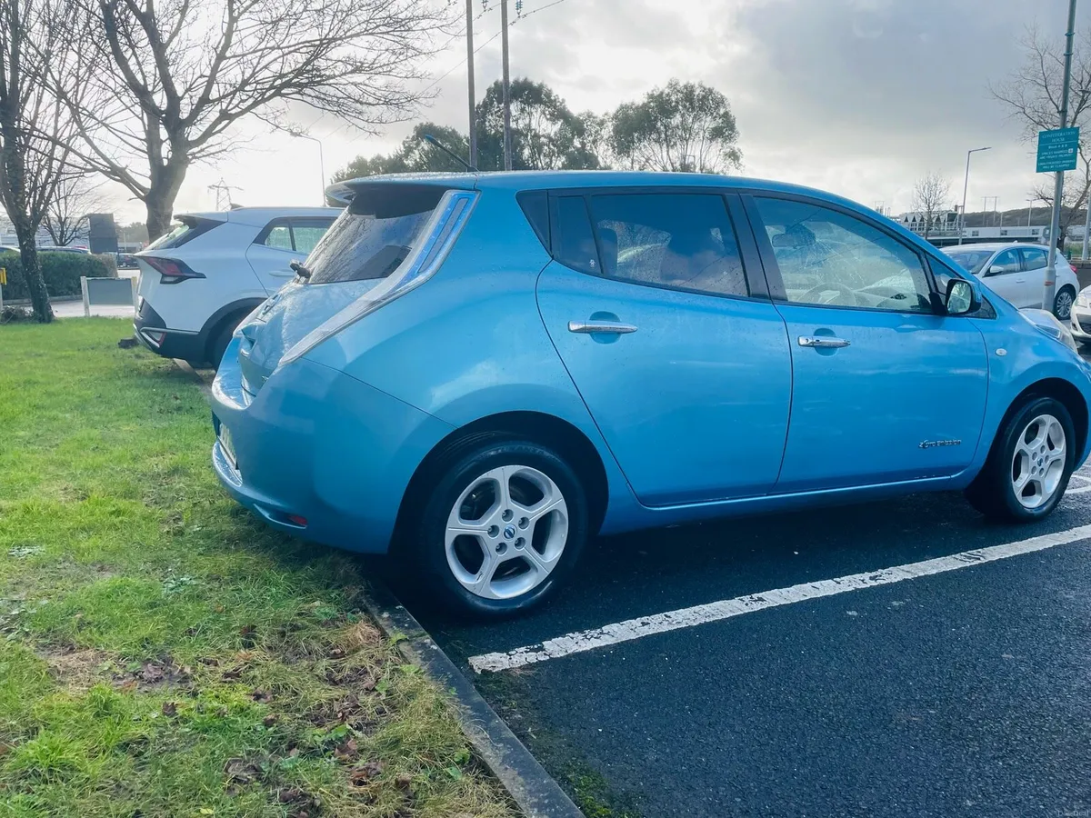 Nissan Leaf 2012 only 94000km Electric Car‼️ - Image 4