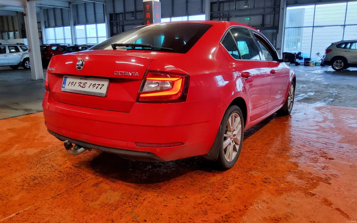 Skoda Octavia 2019 - Image 4