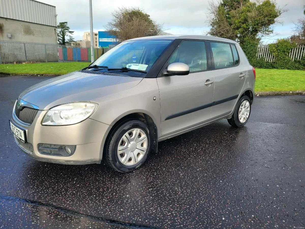 CLEAN 2009 SKODA FABIA 1.4 TDI.NCT/TAX UNTIL 9/26. - Image 3