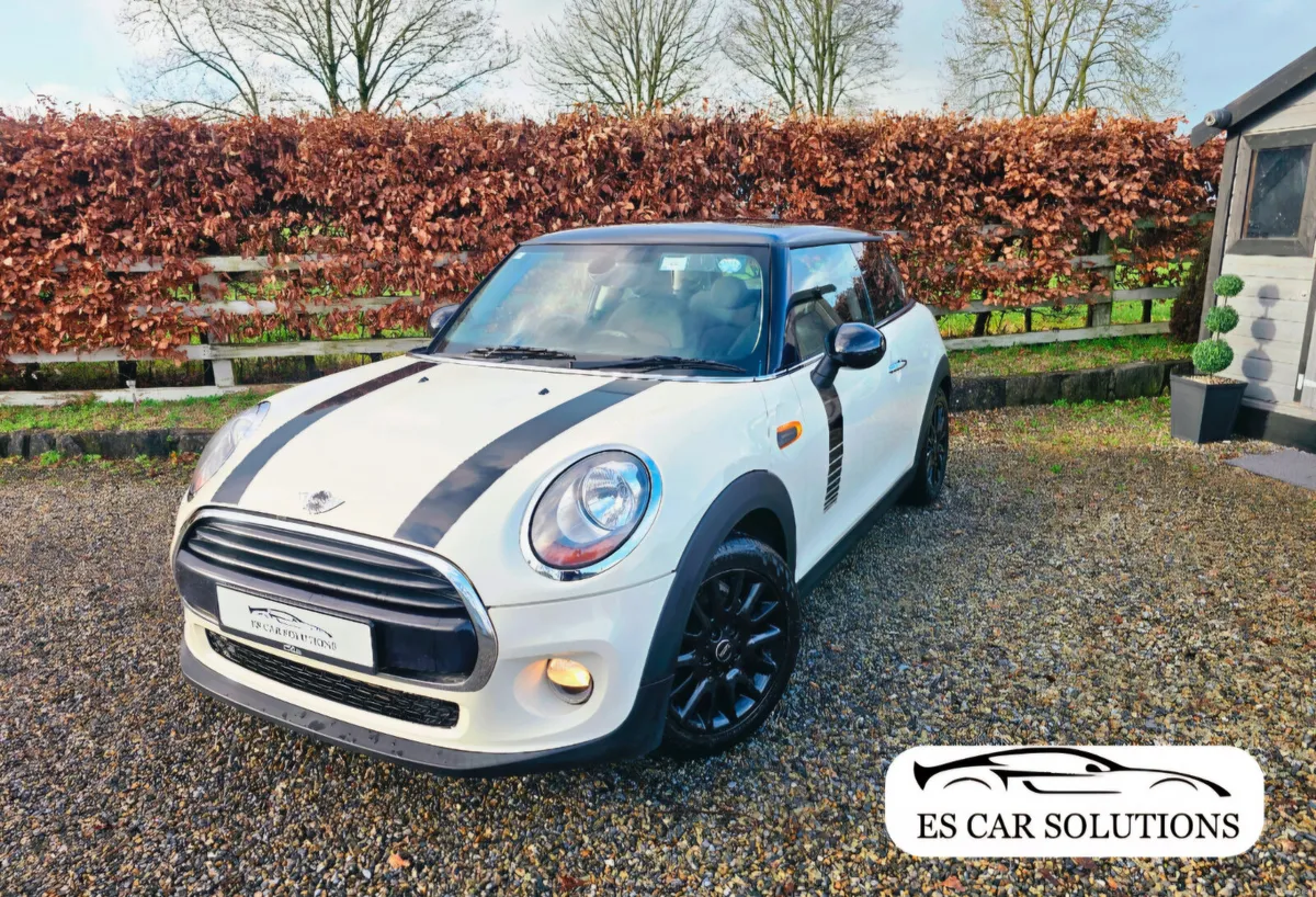 162 Mini Cooper 6 Speed Petrol NCT 07/26 TAX 02/26 - Image 1