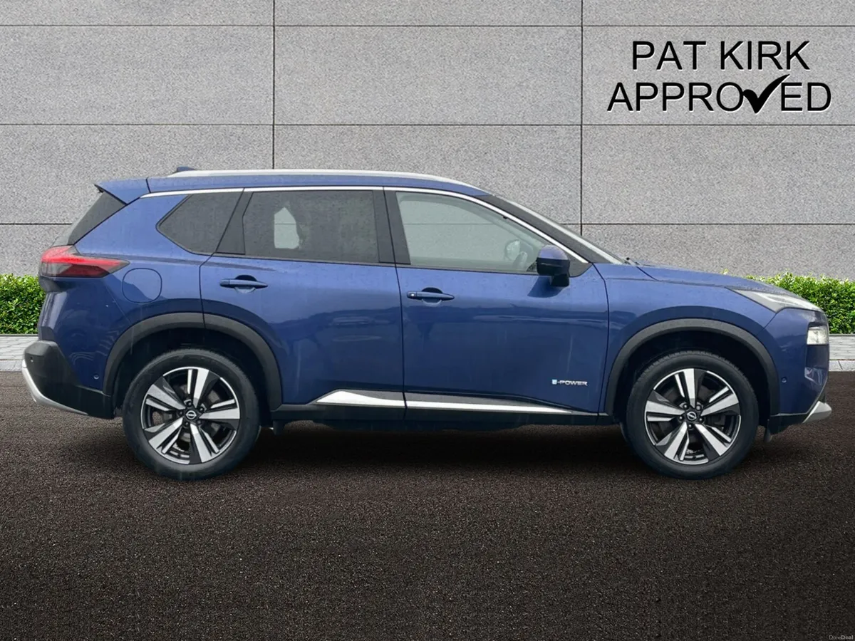 Nissan X-Trail Station Wagon Tekna - Image 3