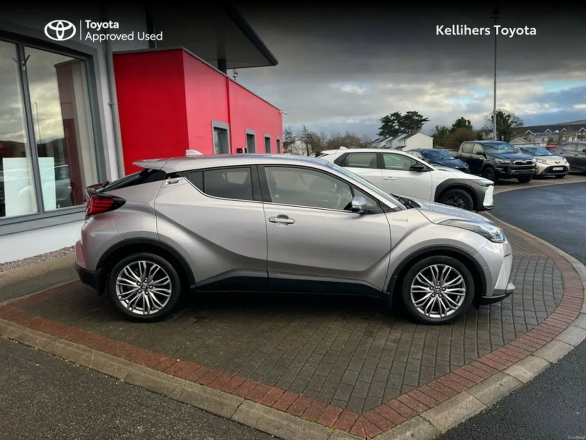 Toyota C-HR C-HR 1.8 HYBRID SOL - Image 3