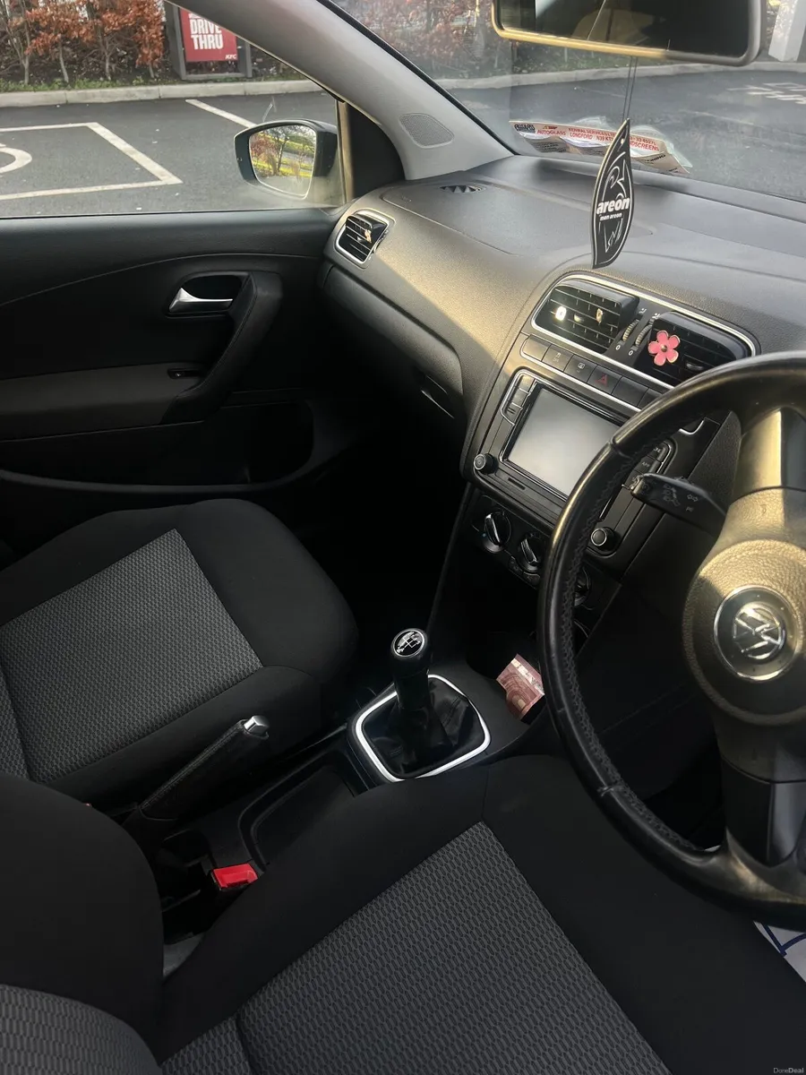 Volkswagen Polo 2011 - Image 4