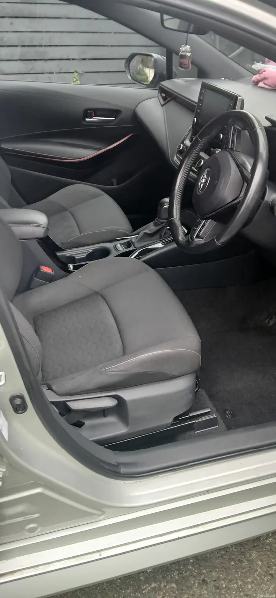 Toyota Corolla 2019 - Image 1