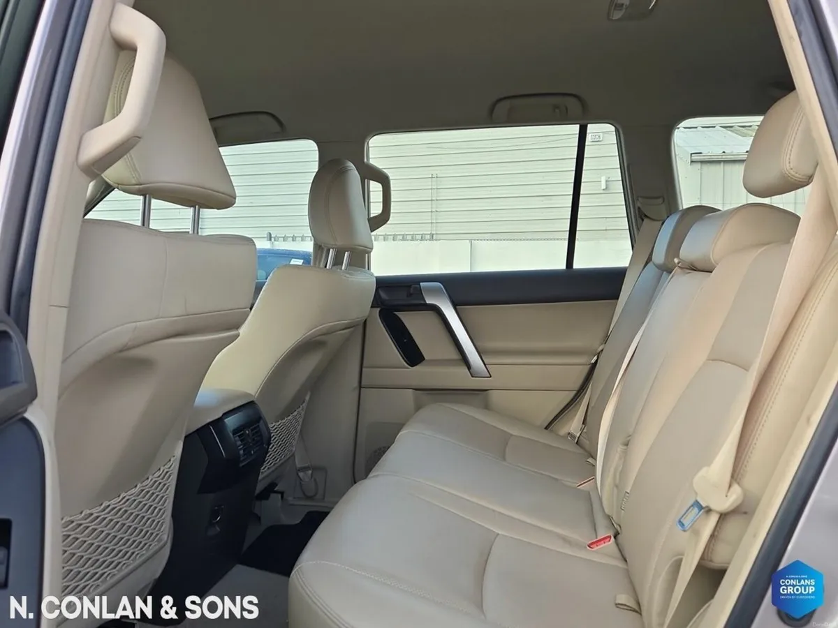 Toyota Land Cruiser LANDCRUISER LWB BUSINESS (PRIC - Image 4