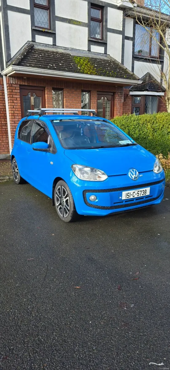 Volkswagen up! 2015 - Image 1