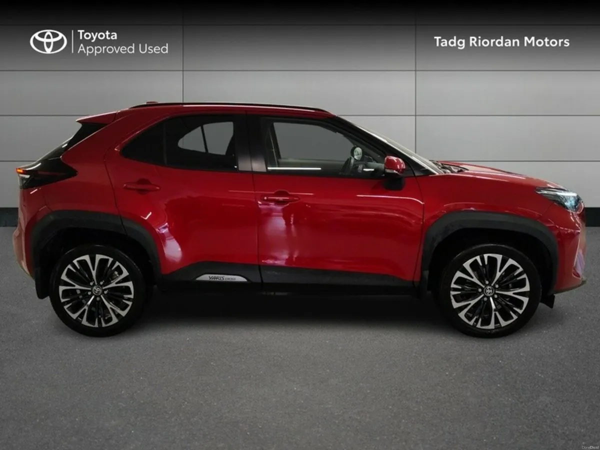 Toyota Yaris Cross SOL - Image 3