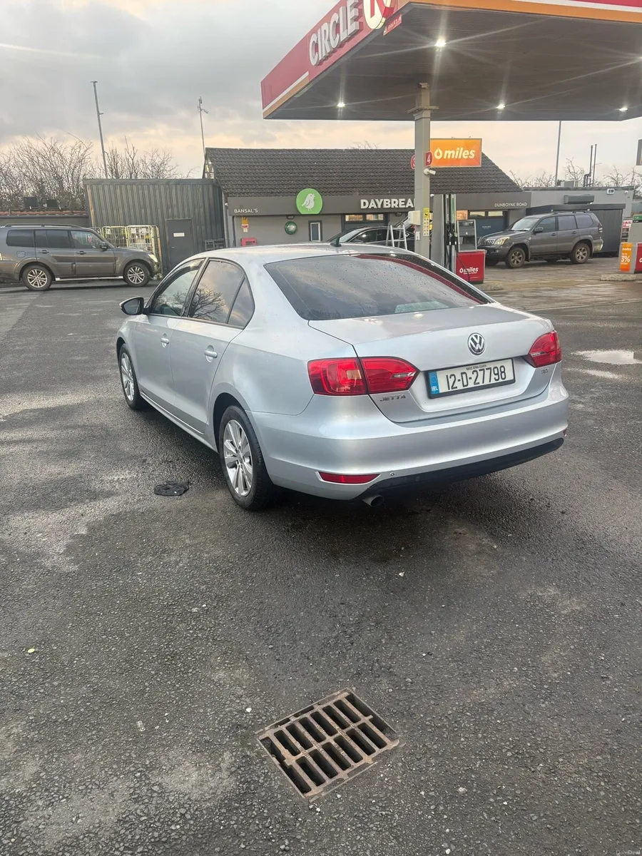 Volkswagen Jetta - Image 1