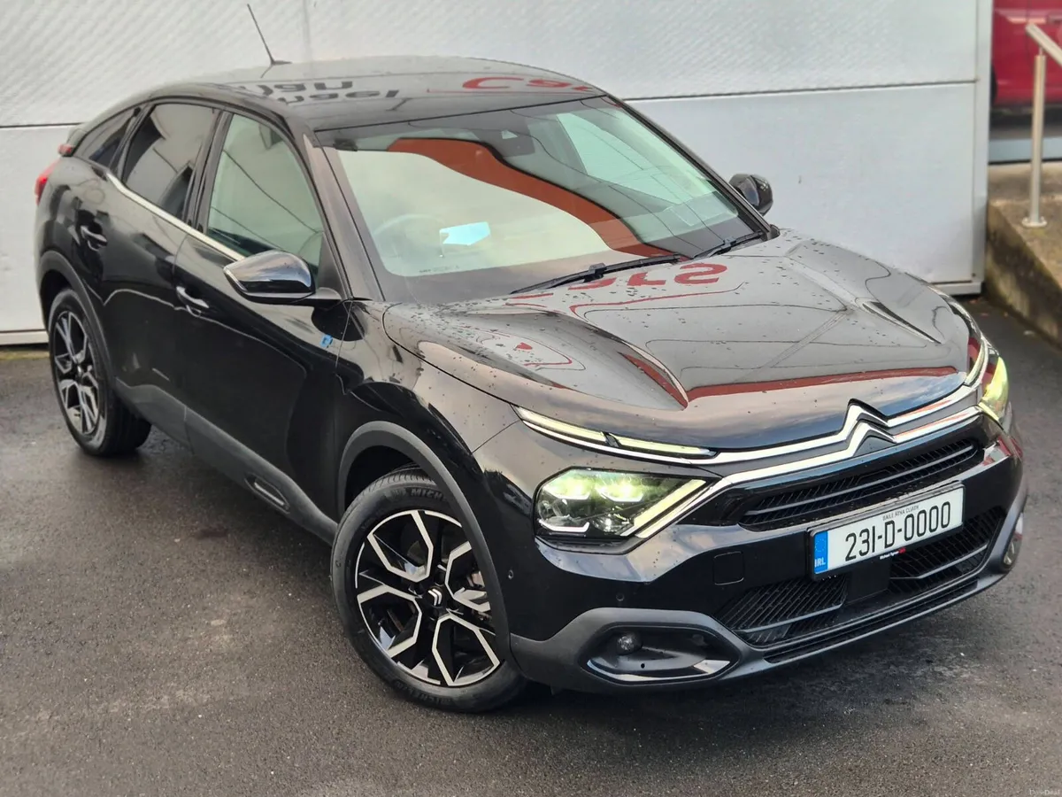 2023 Citroen e-C4 Shine Plus, 18" Alloys, CarPlay - Image 3